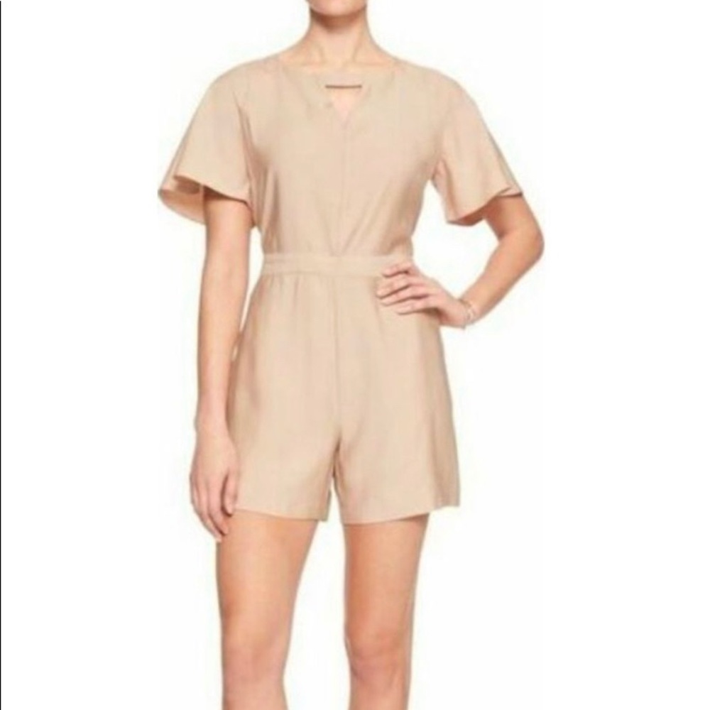 BANANA REPUBLIC  Pink Tailored Keyhole Romper NWT